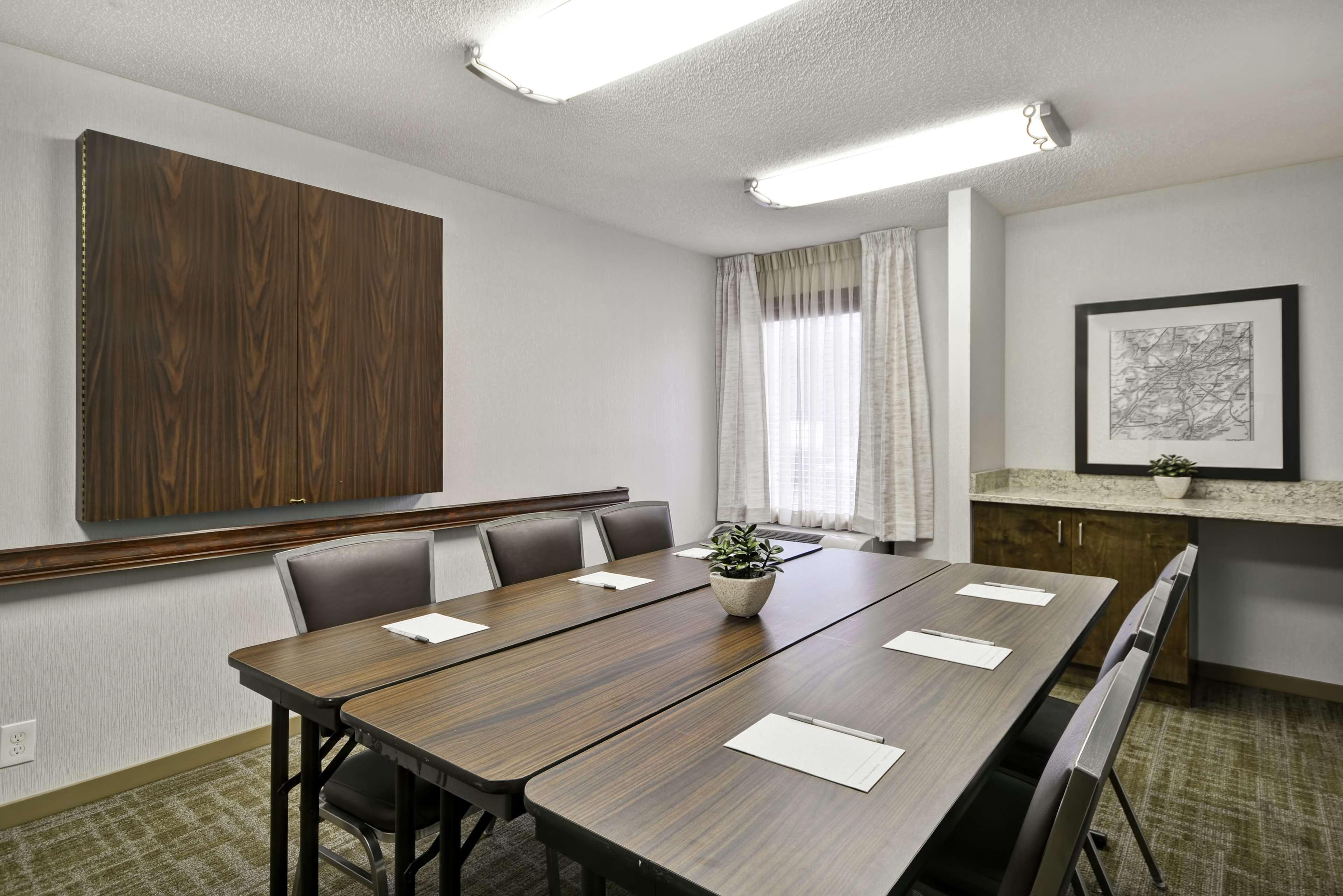 Hampton Birmingham/mountain Brook Hotel Birmingham